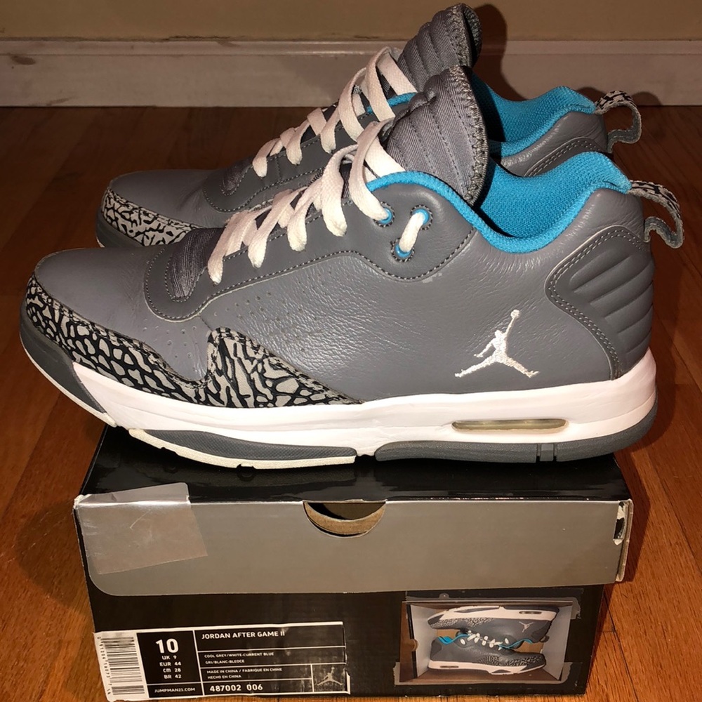 Jordan After Game II- Cool Grey/White/Blue- Sz 10